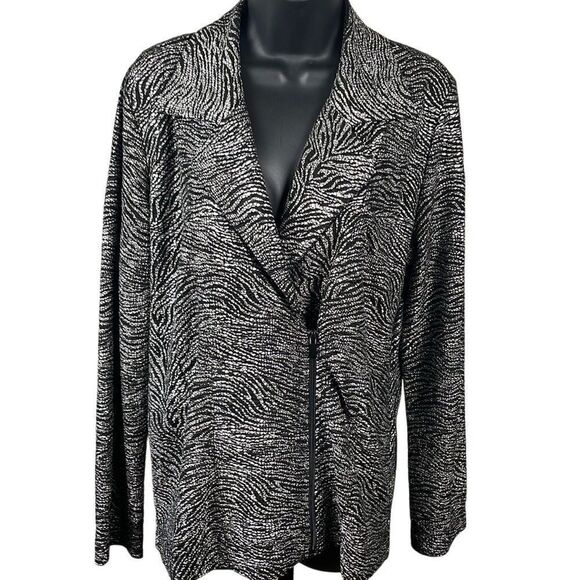 Chico's black and silver metallic tiger print asymmetrical zip front jacket sz 1 - Picture 1 of 16